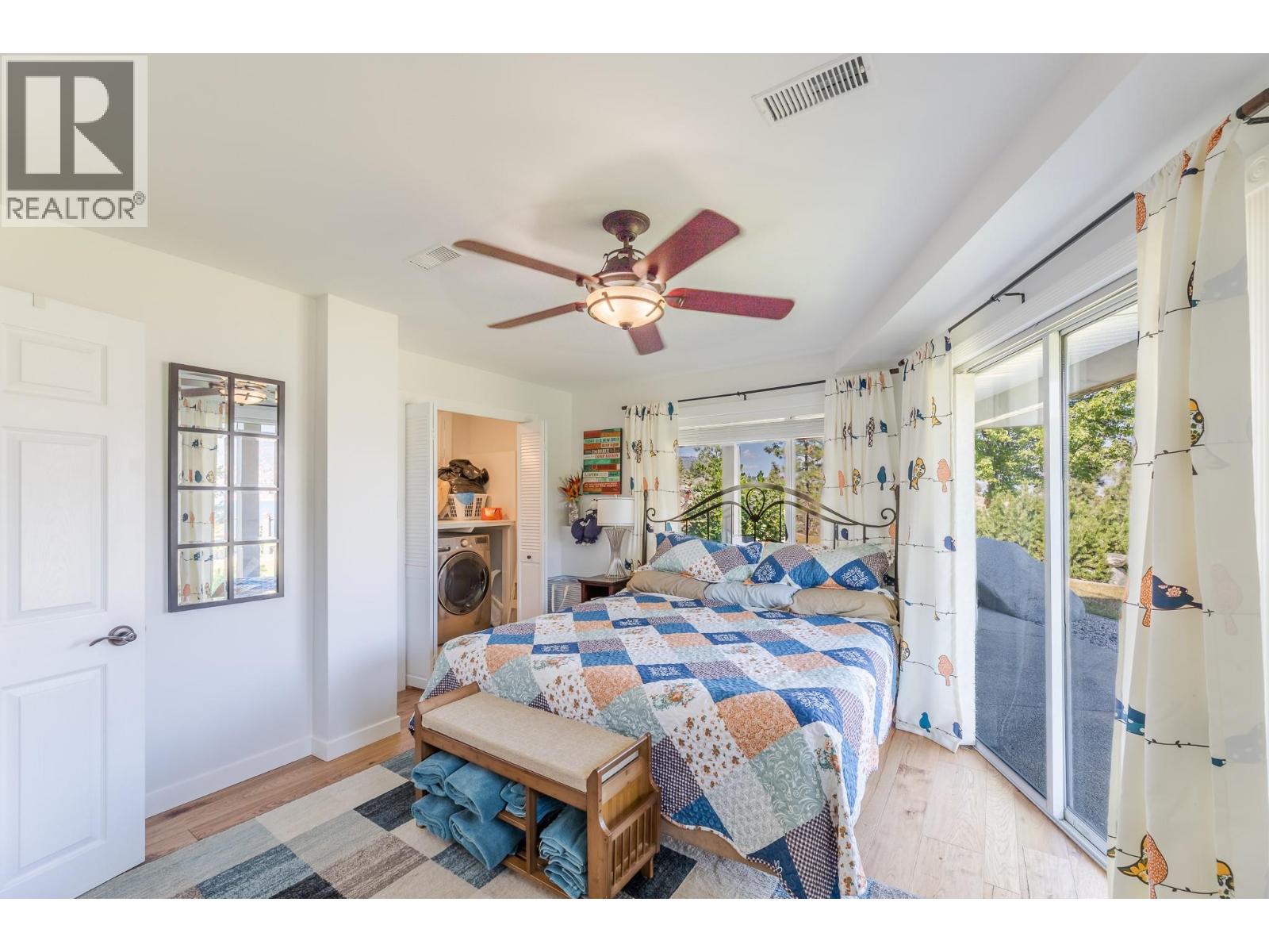 6318 Faircrest Street, Summerland