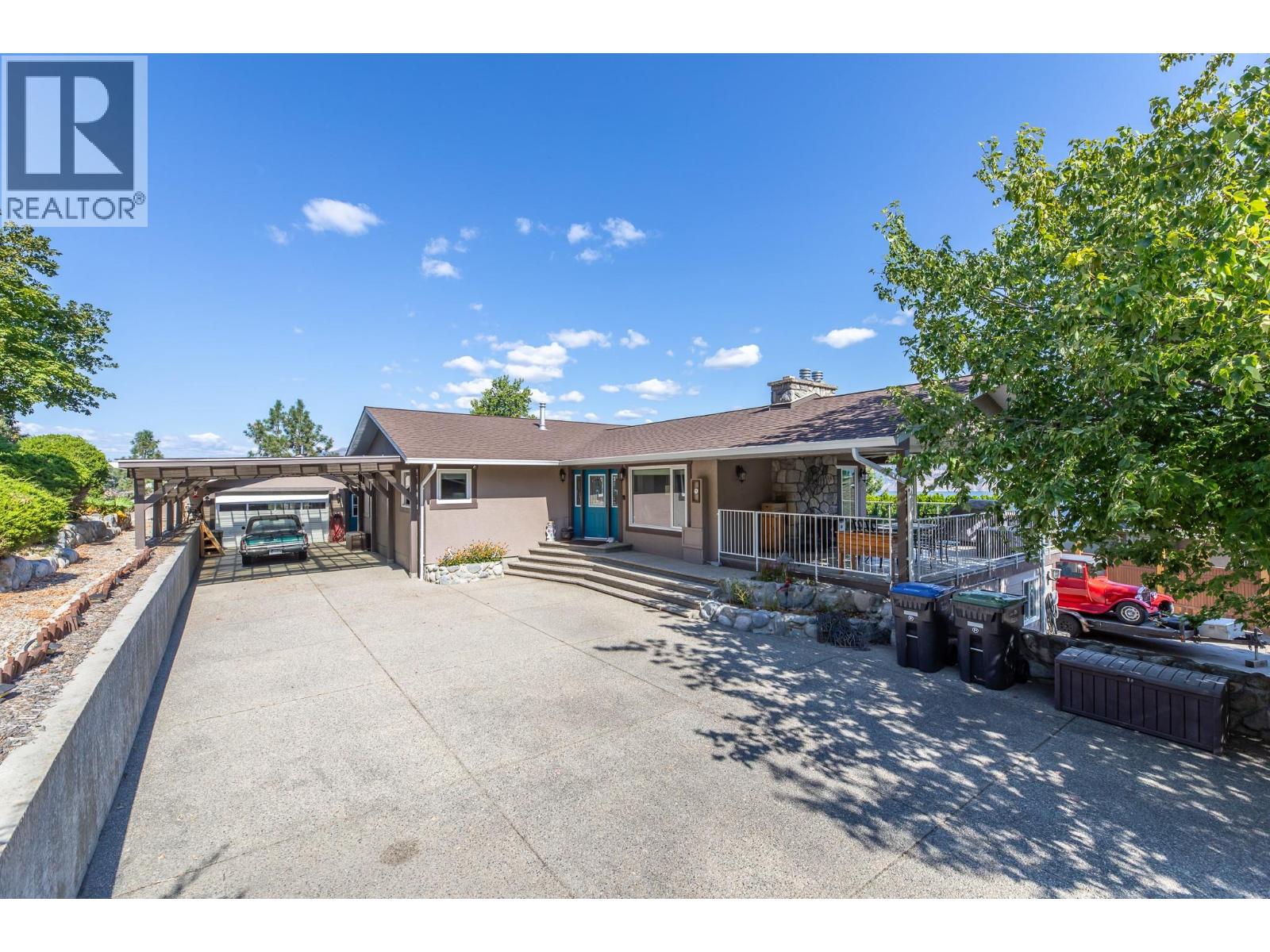 6318 Faircrest Street, Summerland