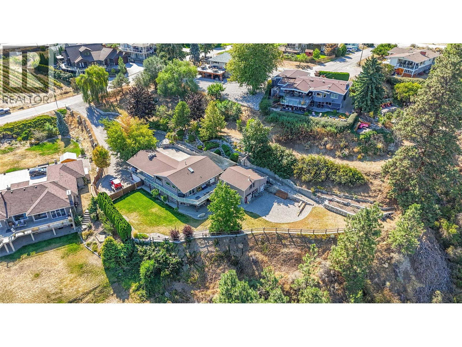 6318 Faircrest Street, Summerland