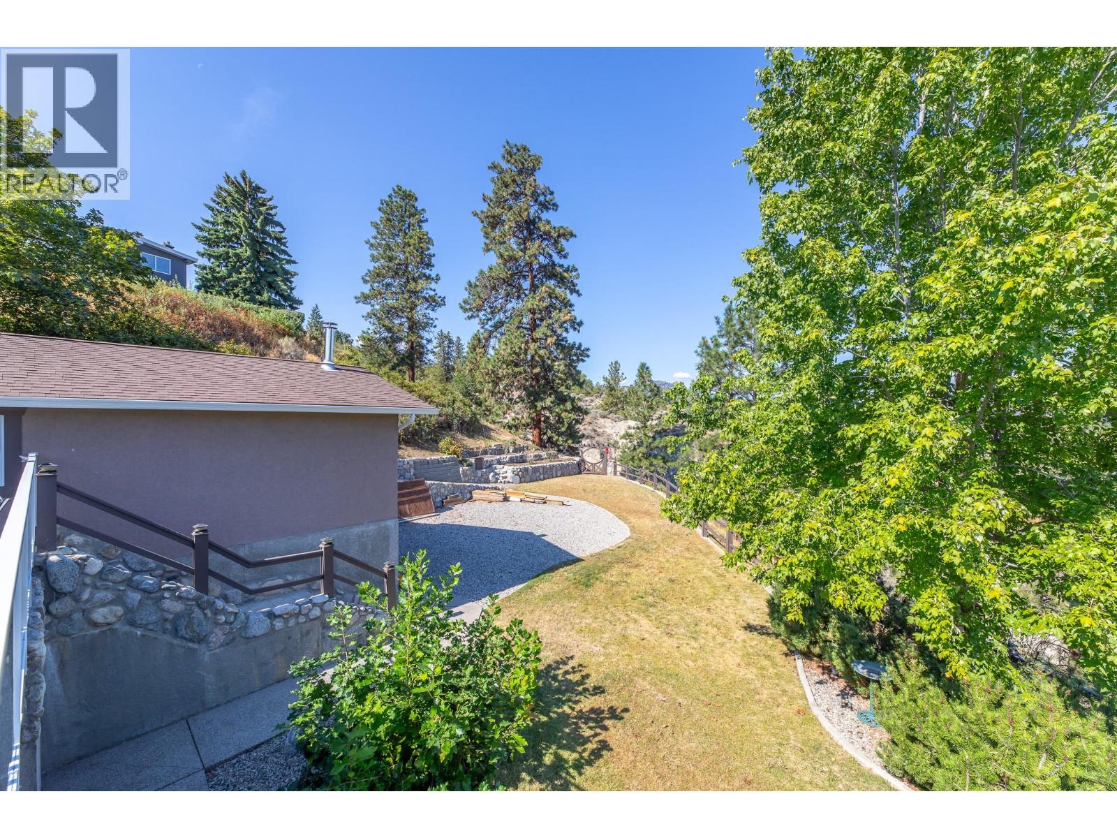 6318 Faircrest Street, Summerland