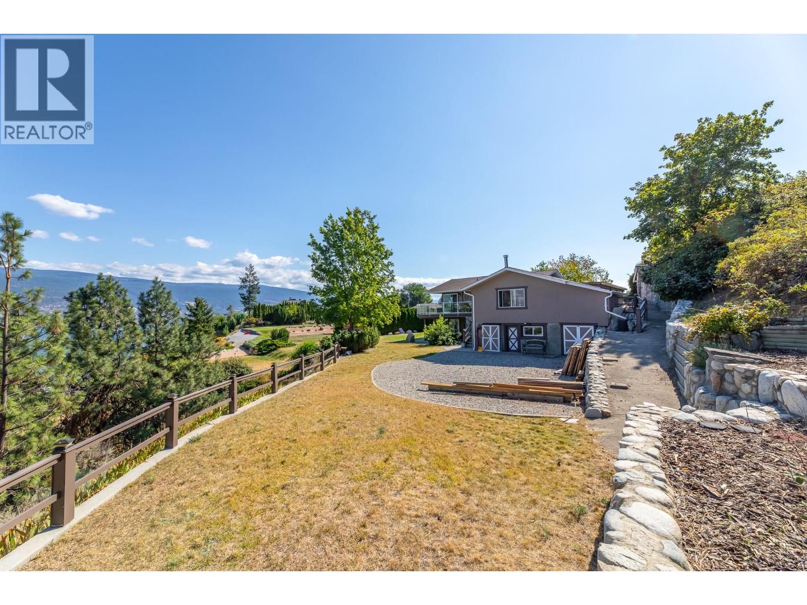 6318 Faircrest Street, Summerland