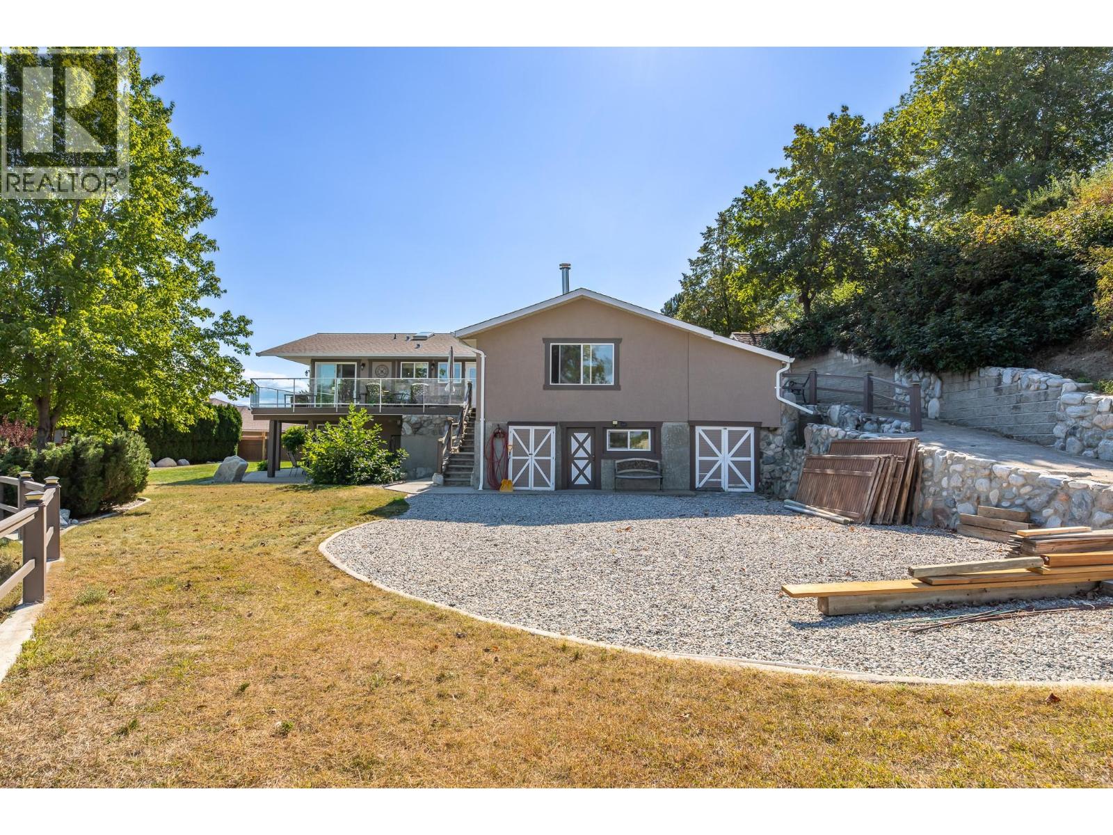 6318 Faircrest Street, Summerland