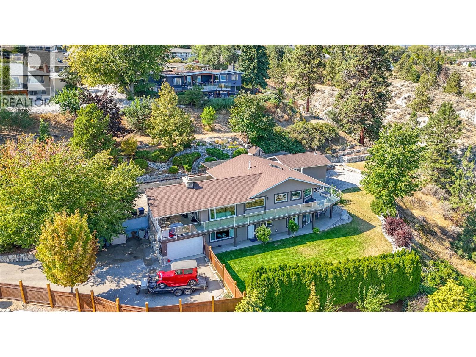 6318 Faircrest Street, Summerland