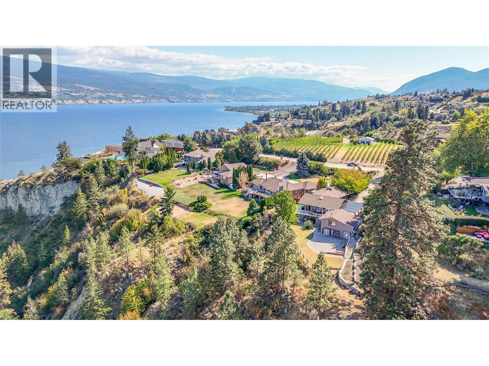 6318 Faircrest Street, Summerland