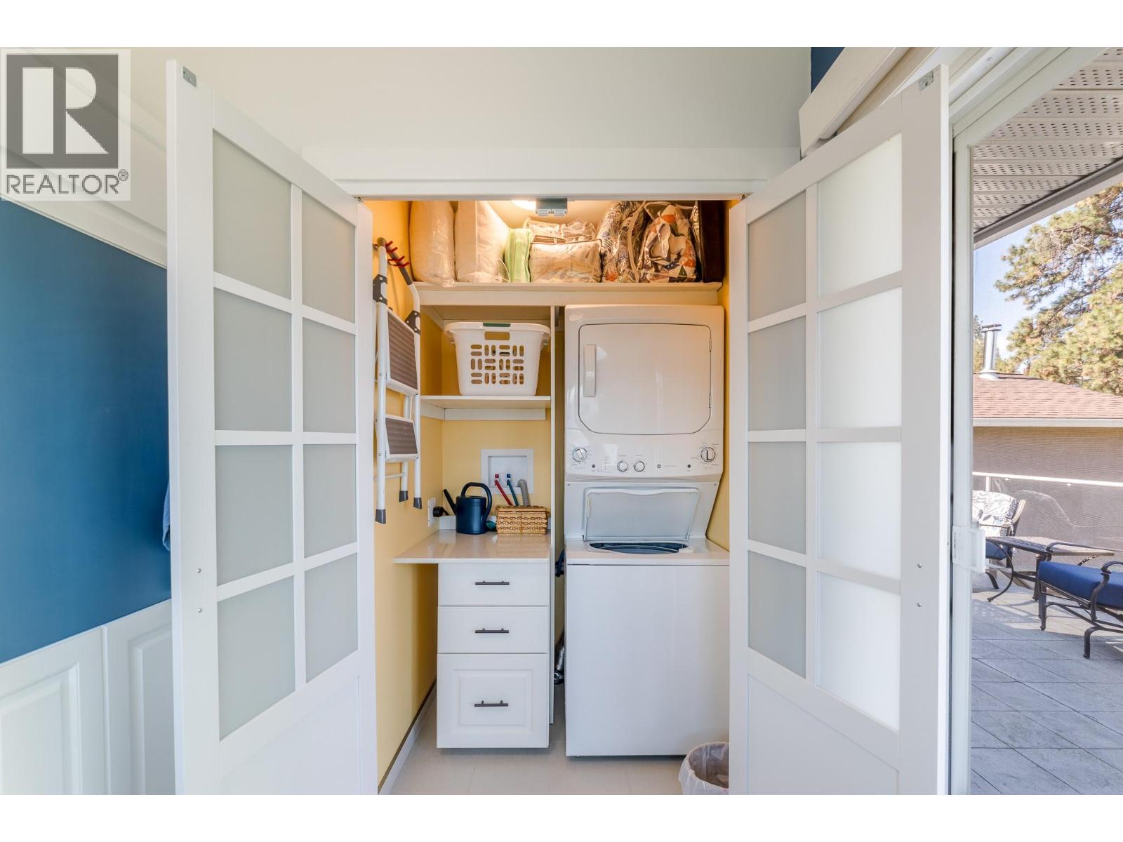 6318 Faircrest Street, Summerland