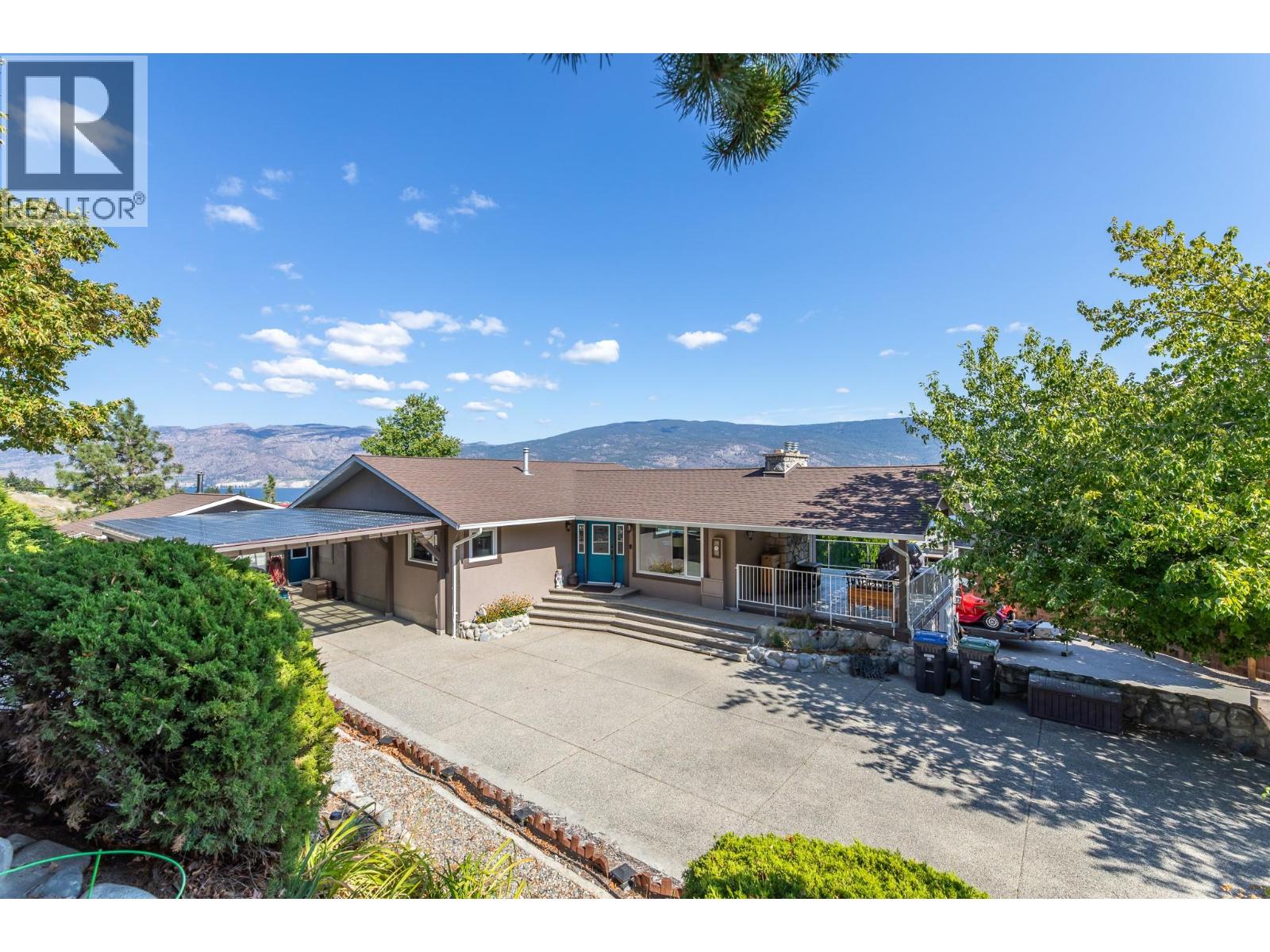 6318 Faircrest Street, Summerland