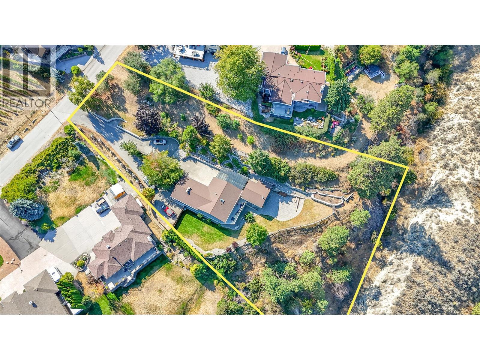 6318 Faircrest Street, Summerland