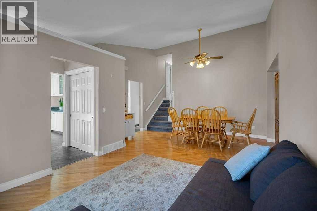 Single Family House 4 Level for Sale in  Mckerrell Crescent SE McKenzie Lake Calgary 