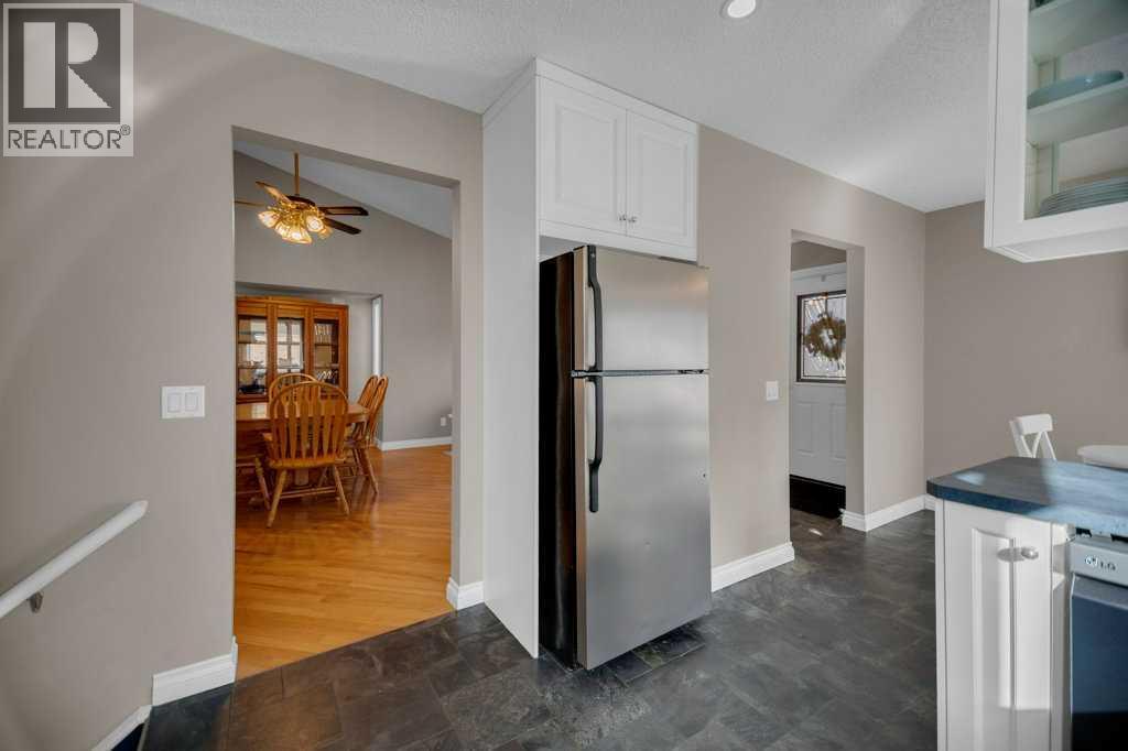 Single Family House 4 Level for Sale in  Mckerrell Crescent SE McKenzie Lake Calgary 