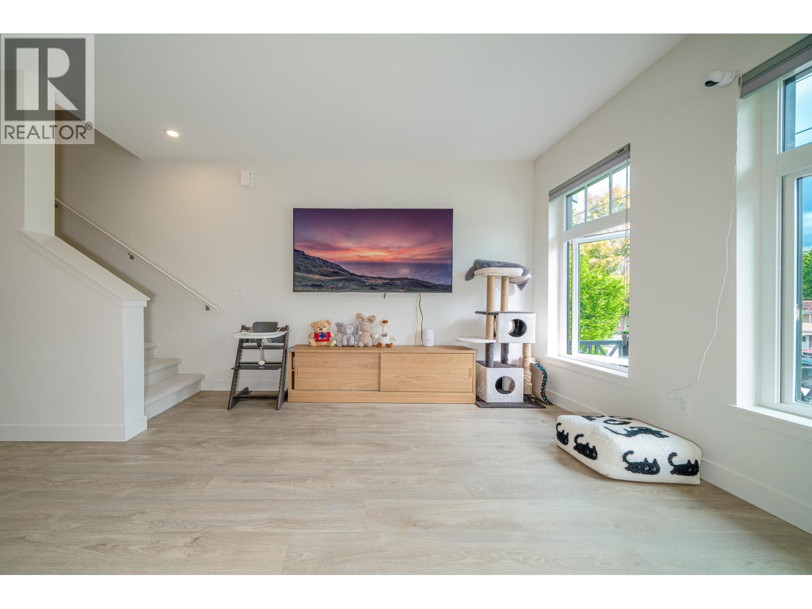 2 9399 NO.2 ROAD, Richmond