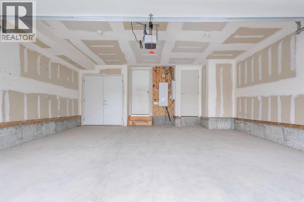 Single Family House for Sale in    Avenue SE Belvedere Calgary 