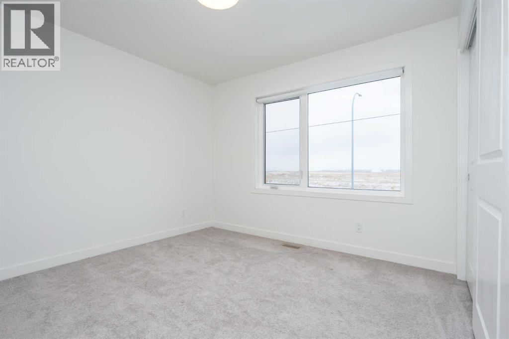 Single Family House for Sale in    Avenue SE Belvedere Calgary 