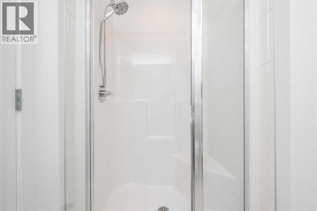 Single Family House for Sale in    Avenue SE Belvedere Calgary 