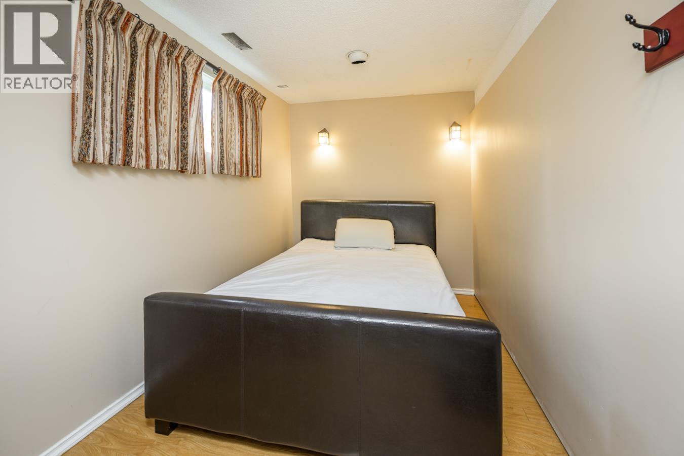 1145 BABINE CRESCENT - 21