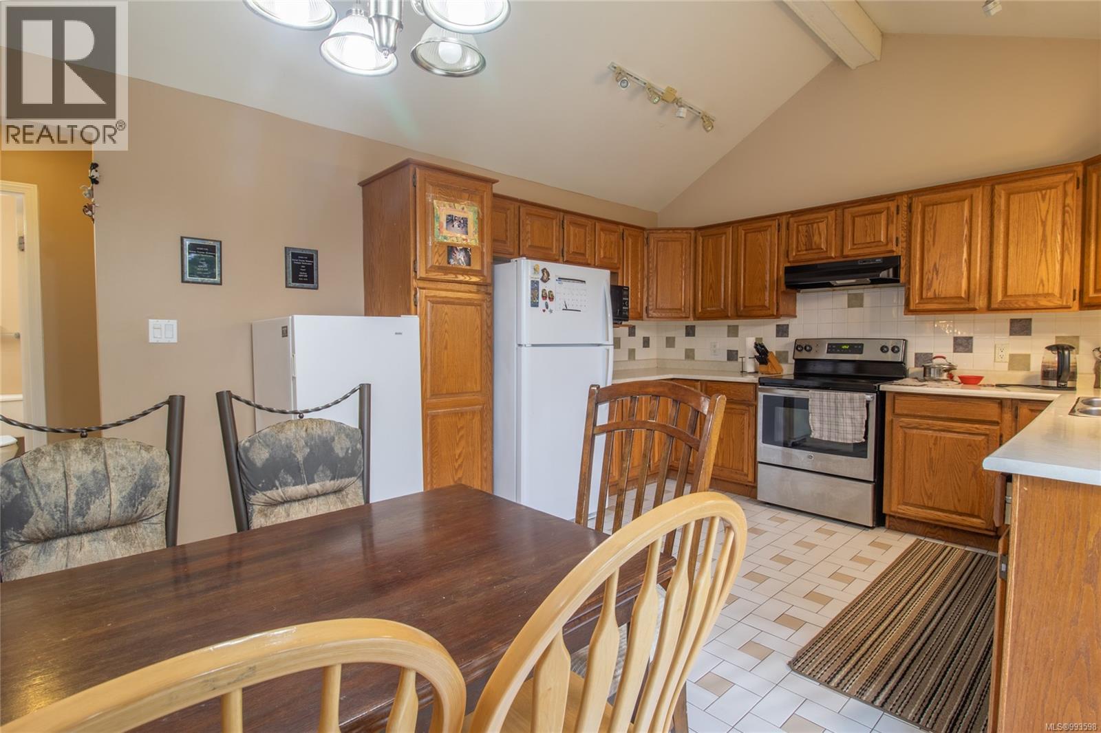  37138 Galleon Way, Pender Island