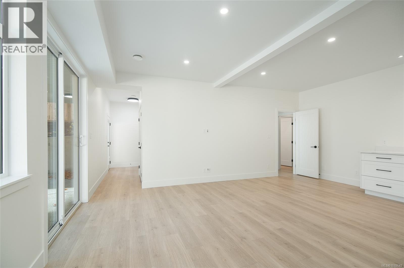 #22 1580 GLEN EAGLE DR - 35