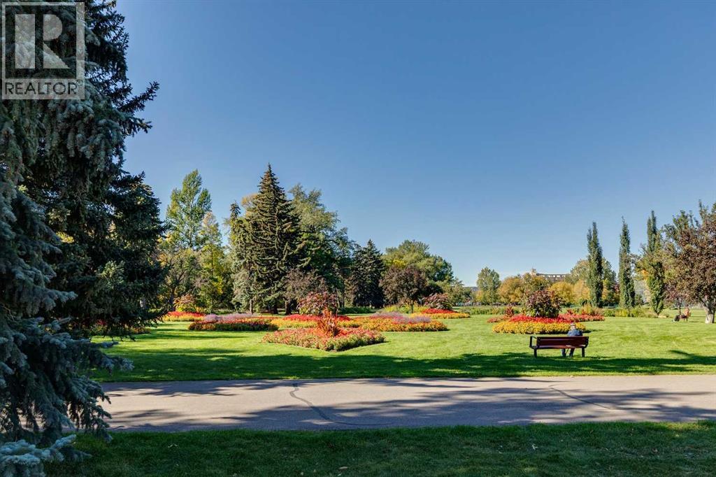 Single Family House for Sale in    Street NW Sunnyside Calgary 