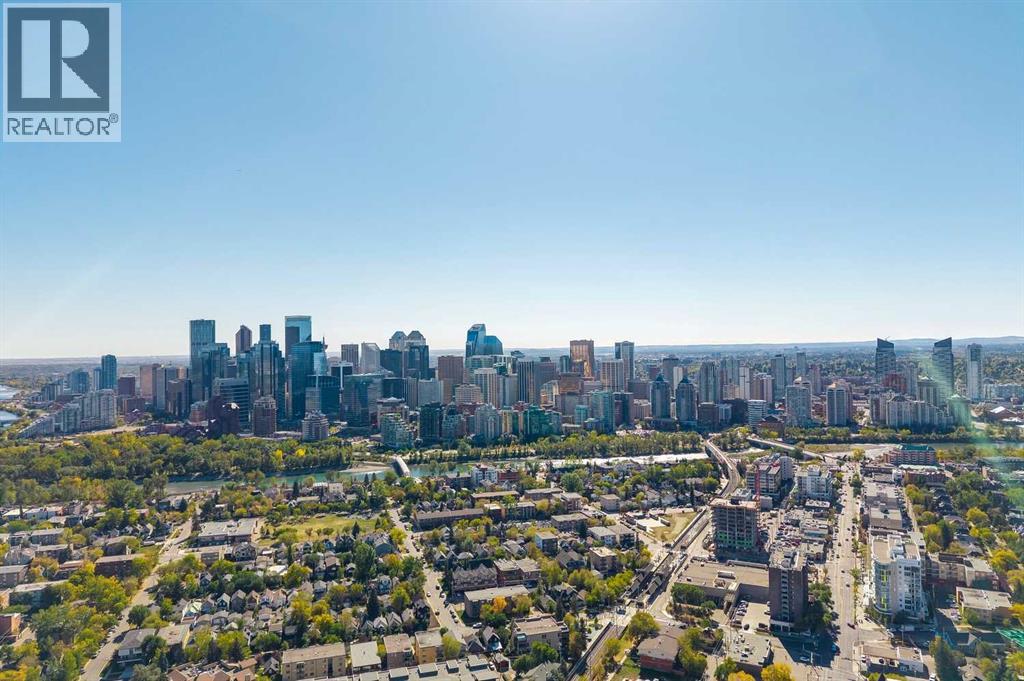 Single Family House for Sale in    Street NW Sunnyside Calgary 