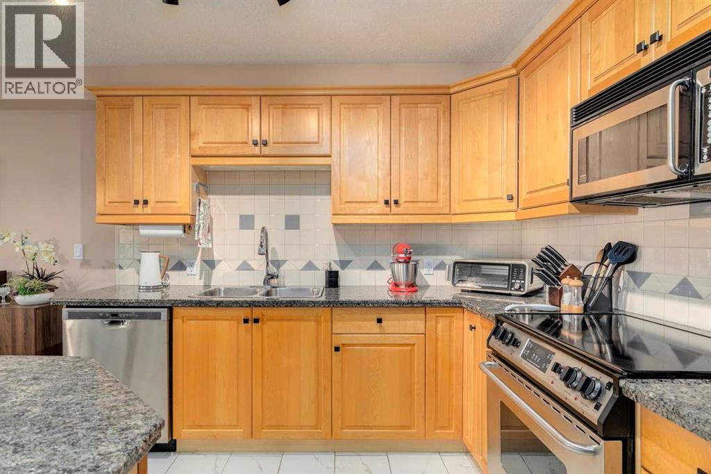 Single Family House for Sale in    Street NW Sunnyside Calgary 