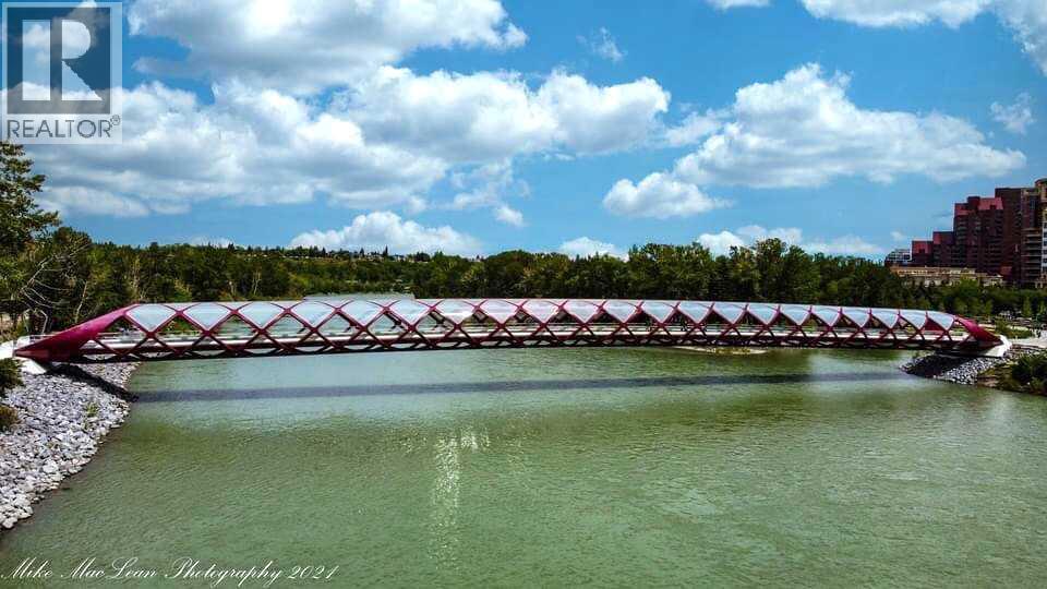 Single Family House for Sale in    Street NW Sunnyside Calgary 