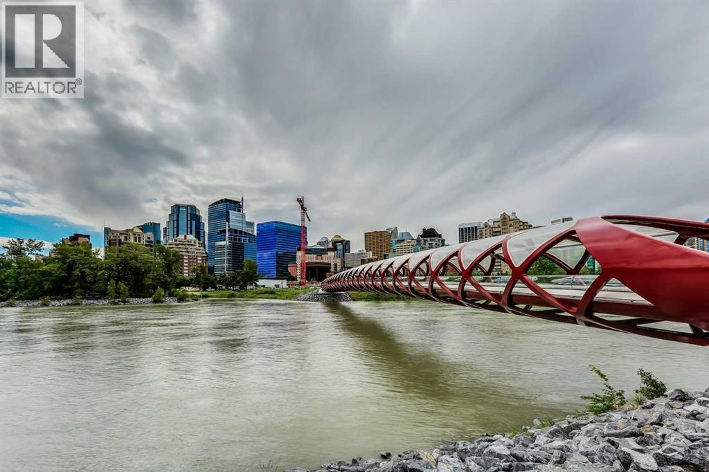 Single Family House for Sale in    Street NW Sunnyside Calgary 