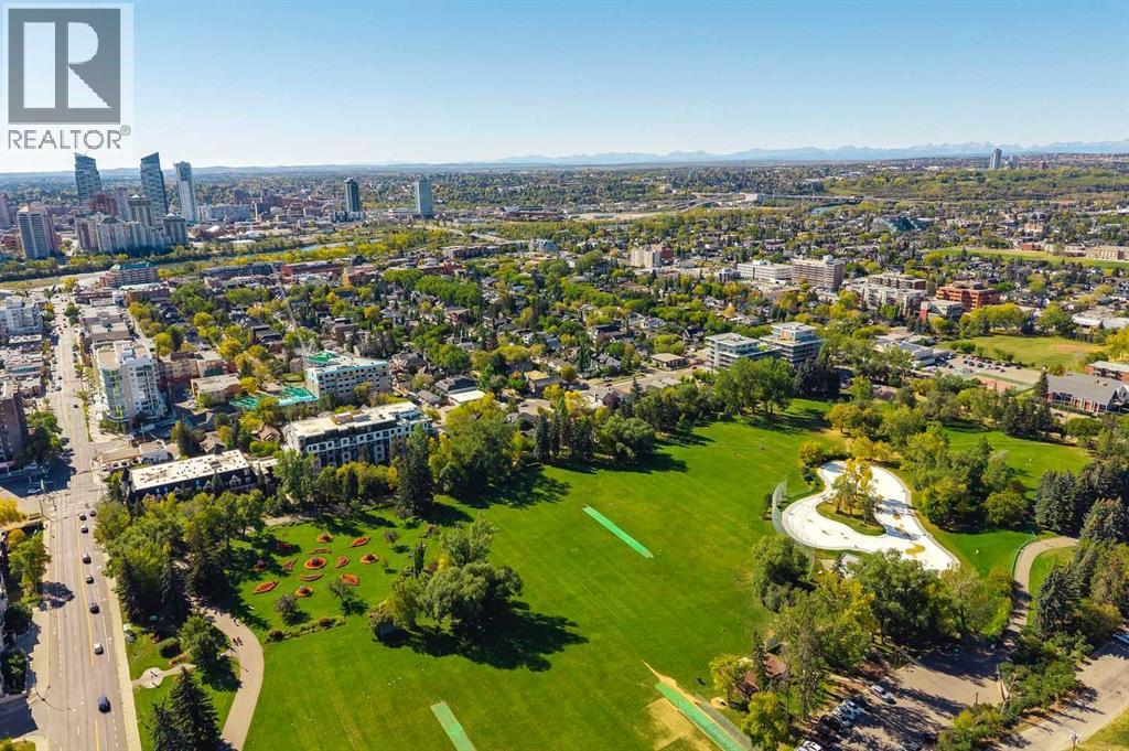 Single Family House for Sale in    Street NW Sunnyside Calgary 