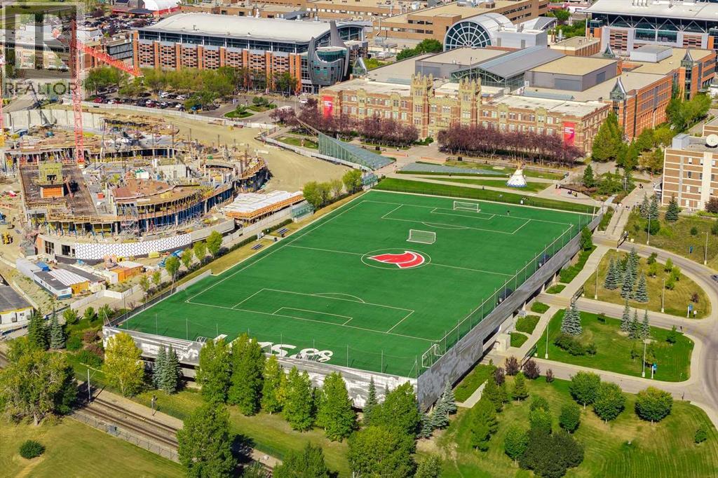 Single Family House for Sale in    Street NW Sunnyside Calgary 