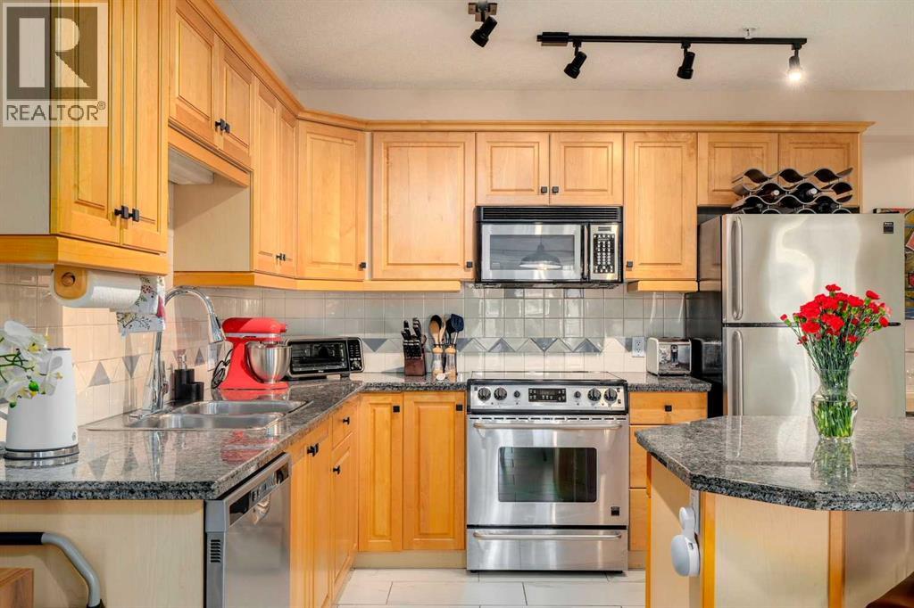 Single Family House for Sale in    Street NW Sunnyside Calgary 