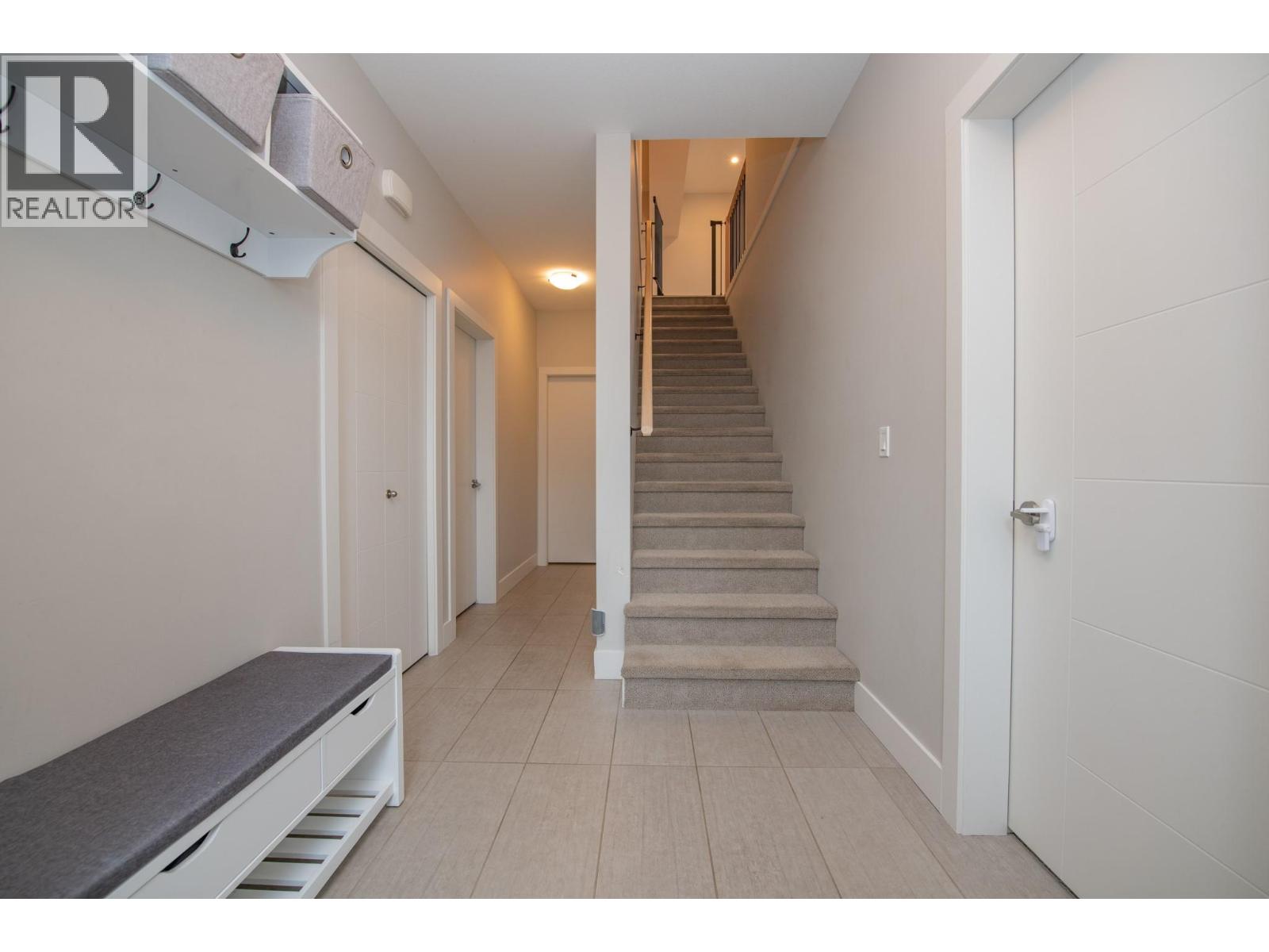 23 900 Mt. Ida Drive, Vernon