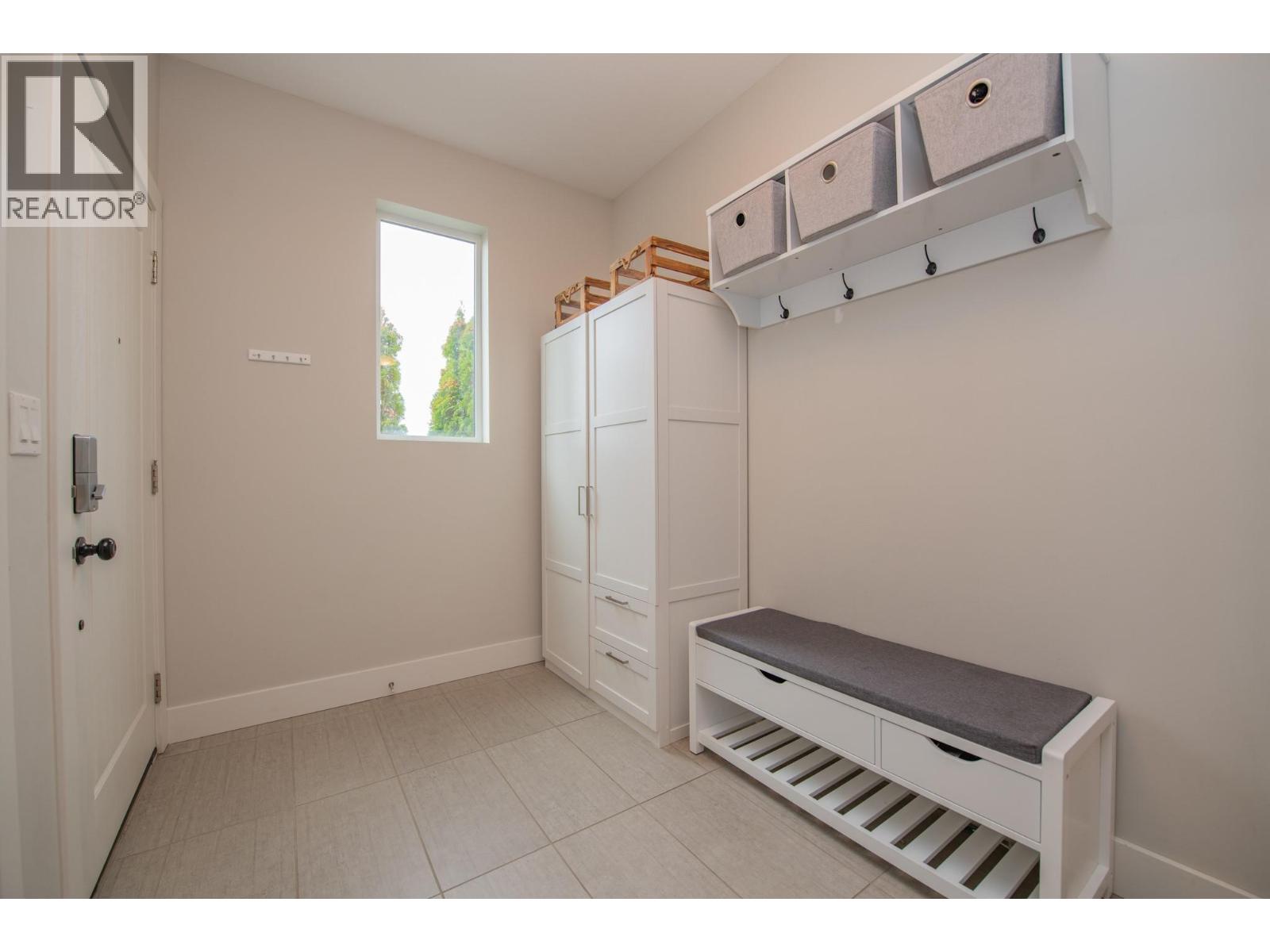 23 900 Mt. Ida Drive, Vernon