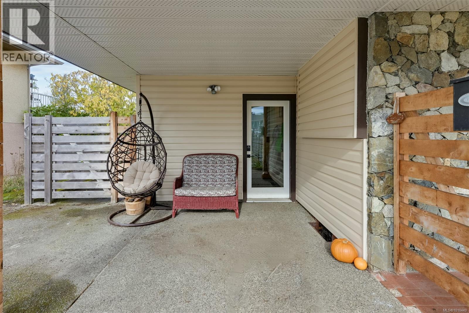  1680 Sheridan Avenue, Saanich