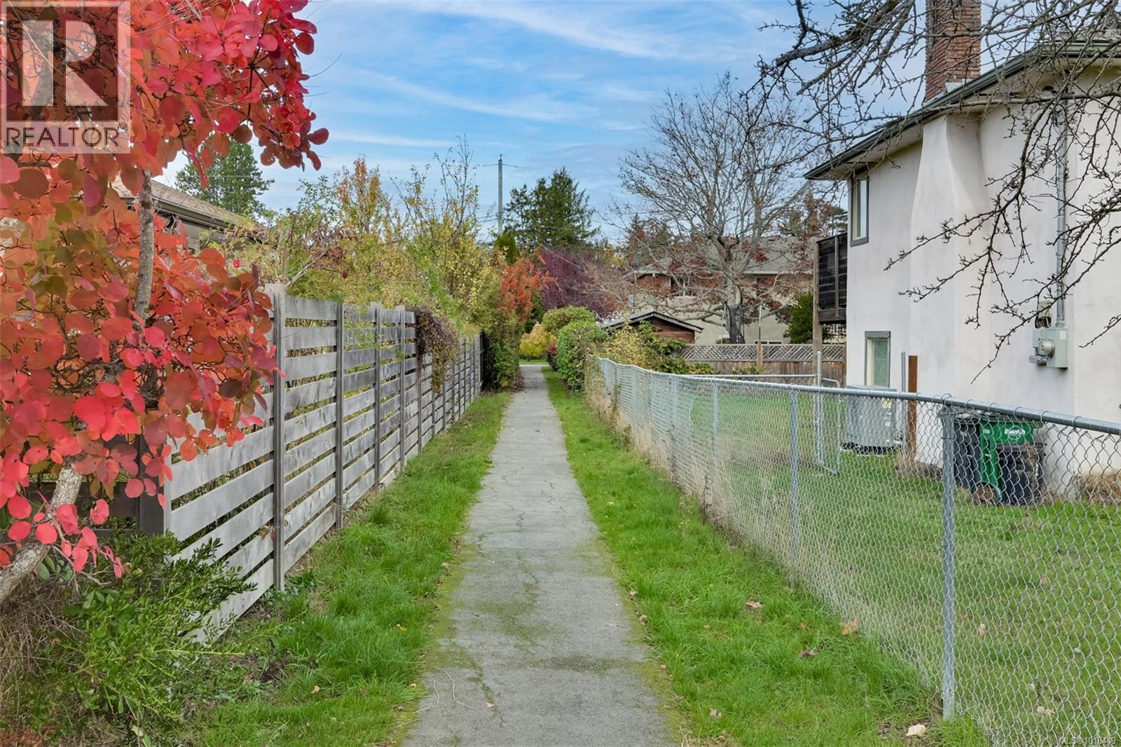  1680 Sheridan Avenue, Saanich