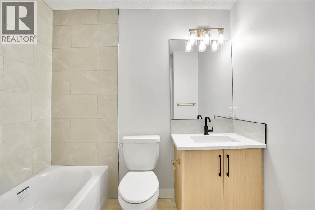 Single Family House 4 Level for Sale in  Harvest Rose Circle NE Harvest Hills Calgary 