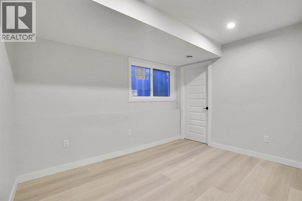 Single Family House 4 Level for Sale in  Harvest Rose Circle NE Harvest Hills Calgary 