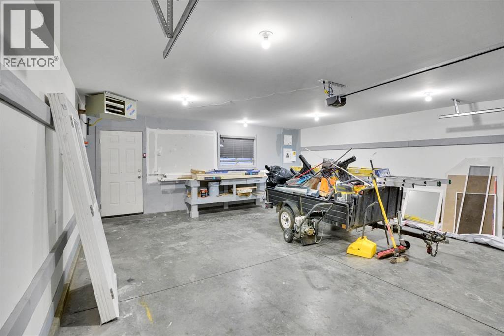 Single Family House 4 Level for Sale in  Harvest Rose Circle NE Harvest Hills Calgary 