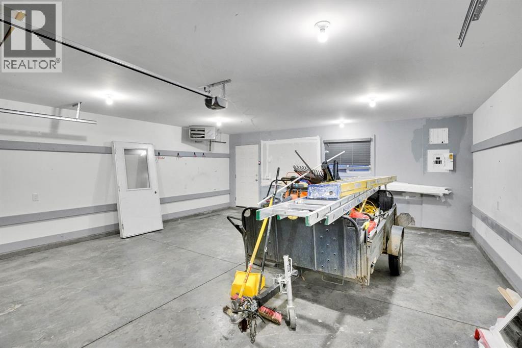 Single Family House 4 Level for Sale in  Harvest Rose Circle NE Harvest Hills Calgary 