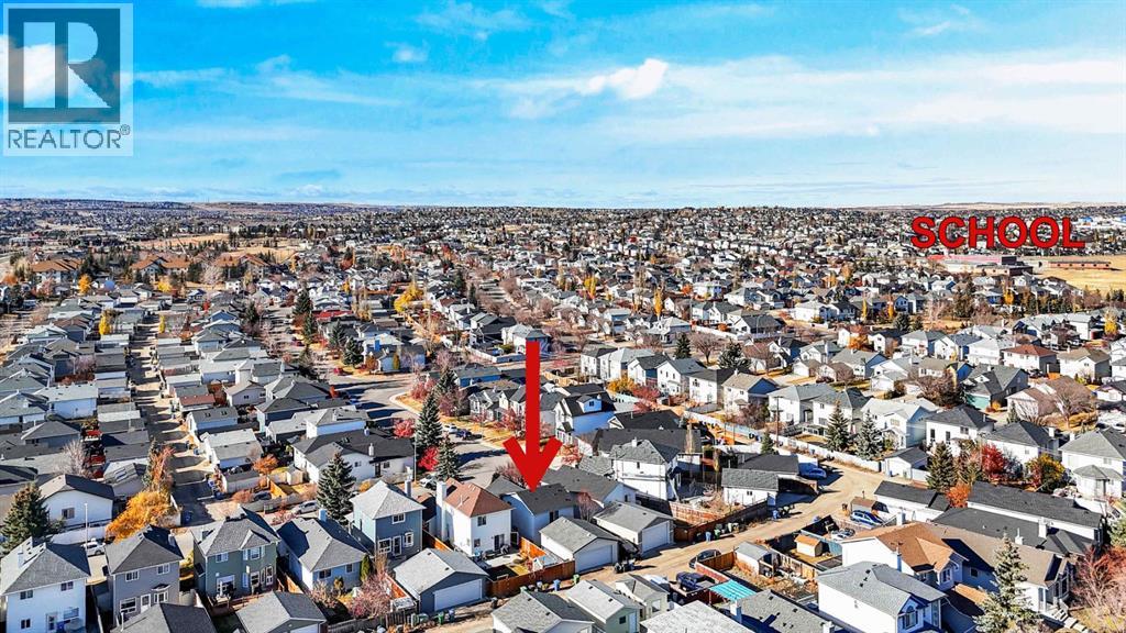 Single Family House 4 Level for Sale in  Harvest Rose Circle NE Harvest Hills Calgary 