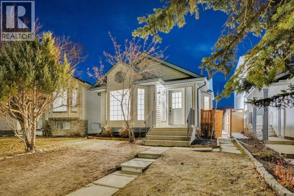 Single Family House 4 Level for Sale in  Harvest Rose Circle NE Harvest Hills Calgary 