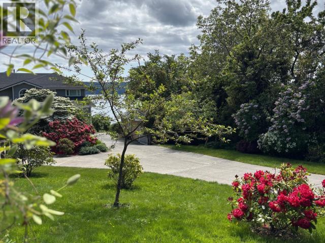 8745 PATRICIA ROAD - 8