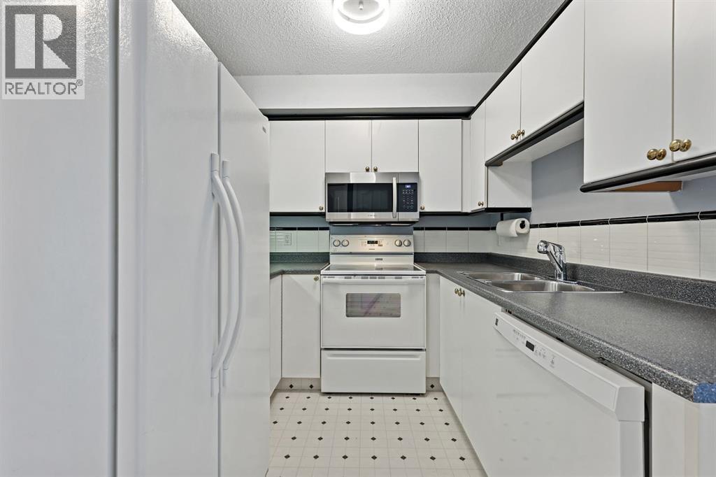 Single Family House Multi-level for Sale in   Centre Court Rosemont Okotoks 