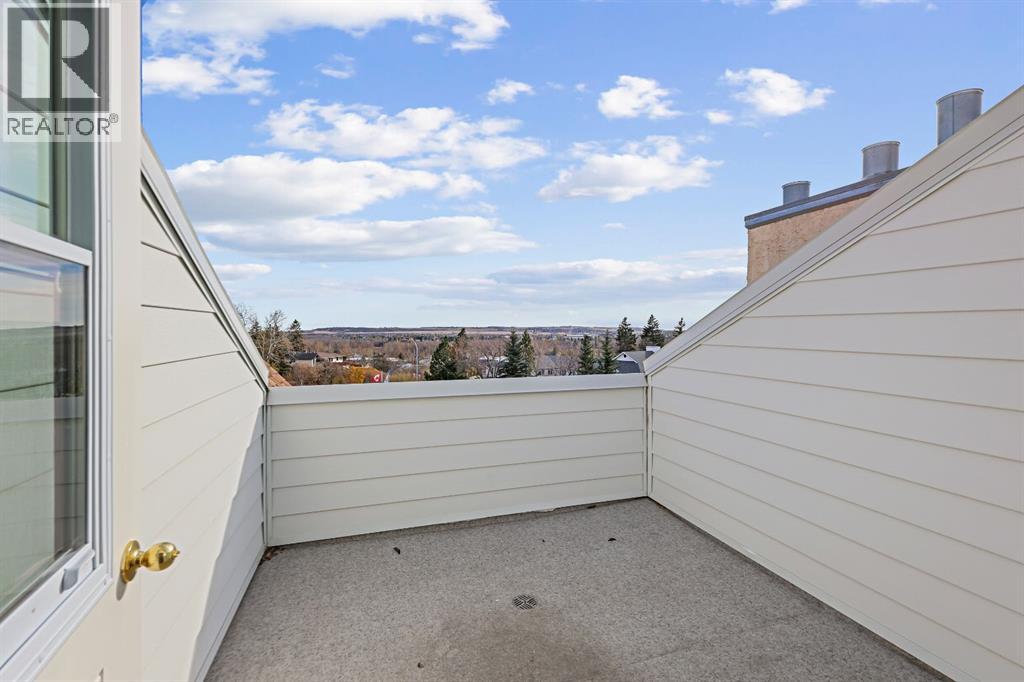 Single Family House Multi-level for Sale in   Centre Court Rosemont Okotoks 