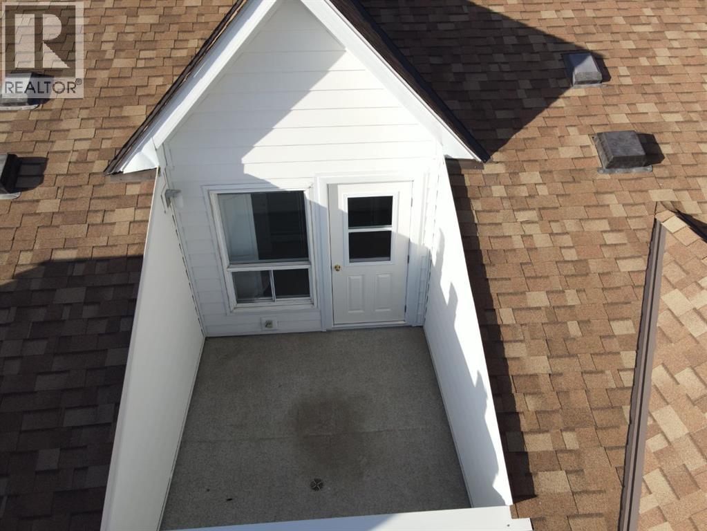 Single Family House Multi-level for Sale in   Centre Court Rosemont Okotoks 