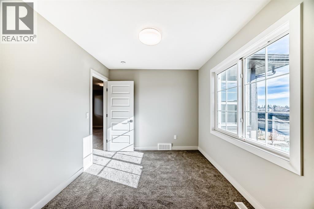 123 Saddlebred Place, Cochrane