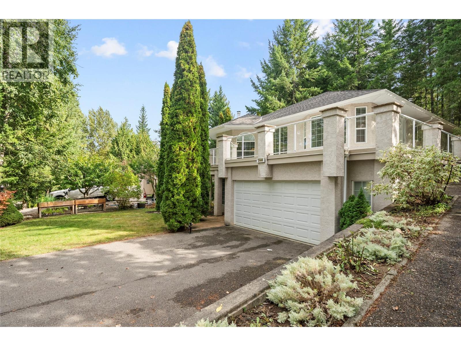  2660 Crestview Place, Blind Bay