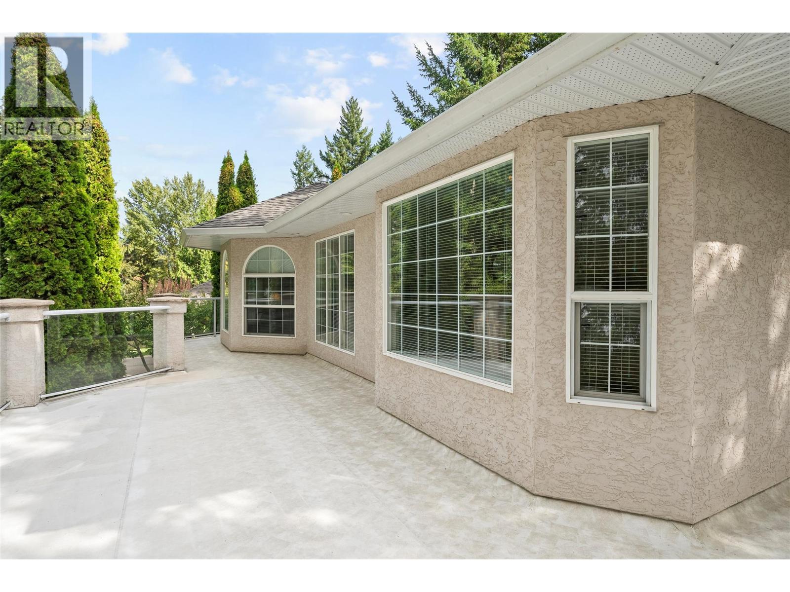  2660 Crestview Place, Blind Bay