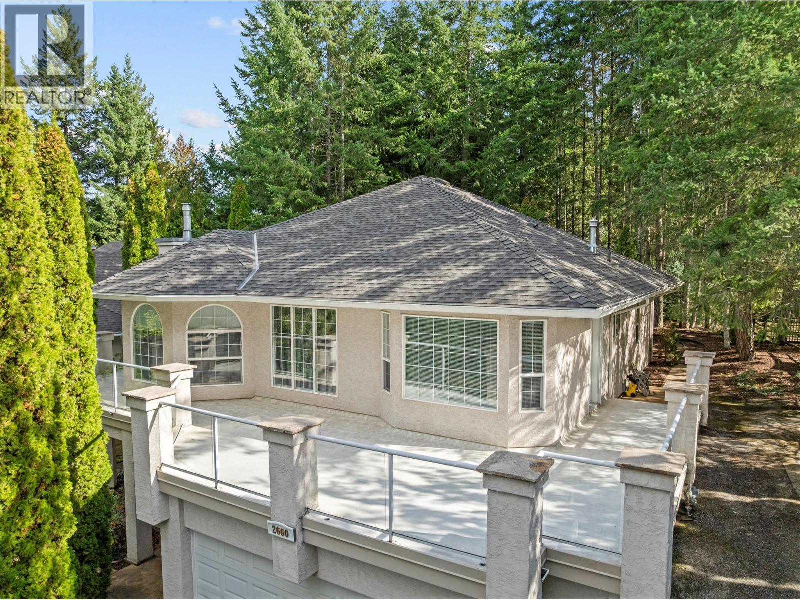  2660 Crestview Place, Blind Bay