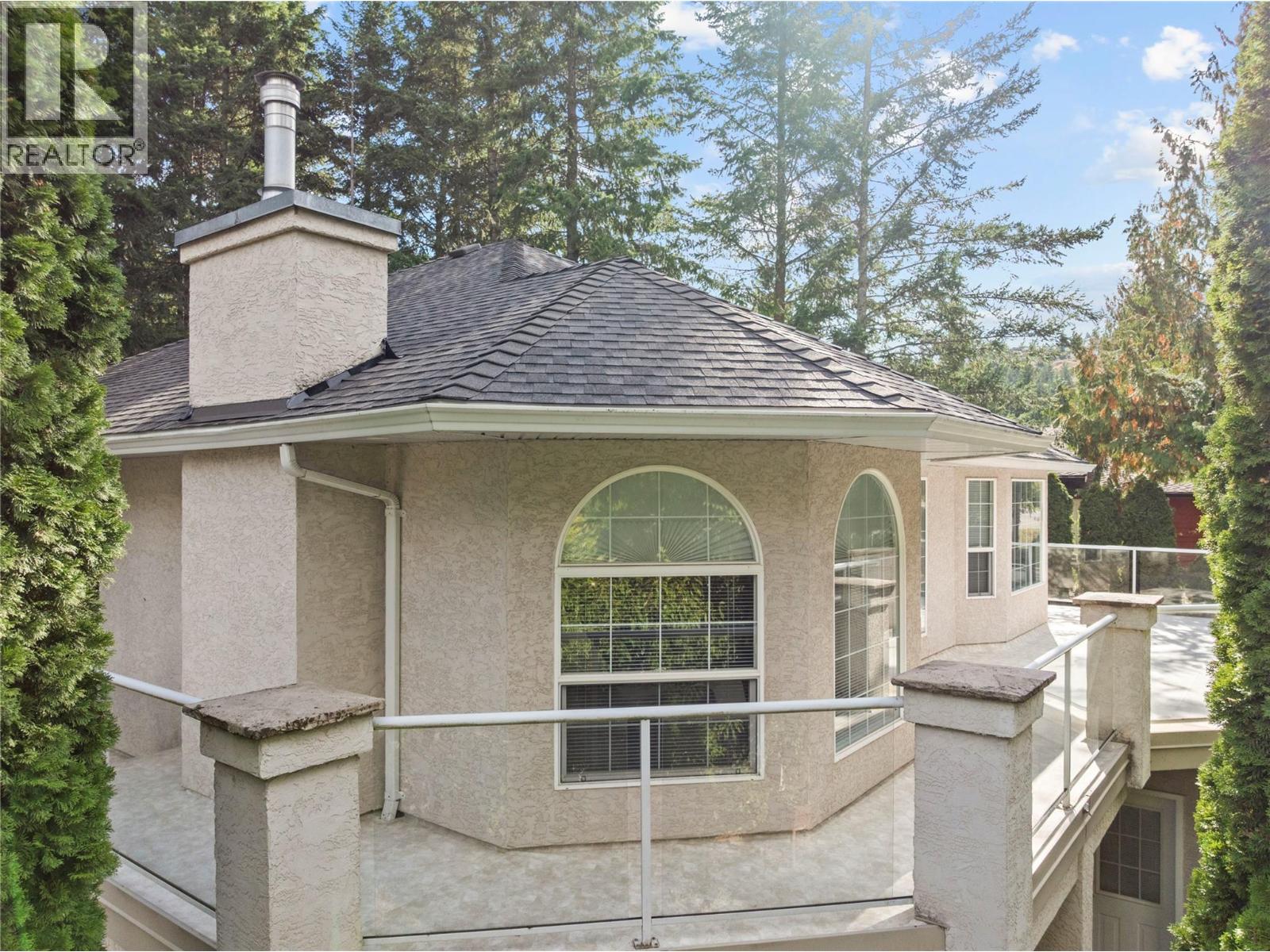  2660 Crestview Place, Blind Bay