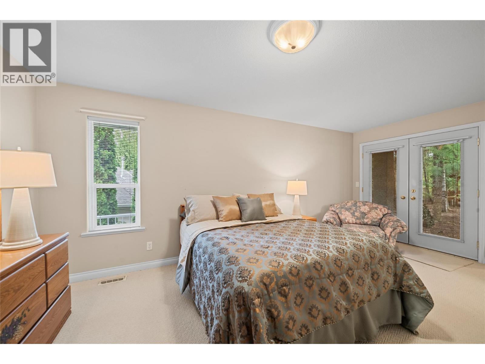  2660 Crestview Place, Blind Bay