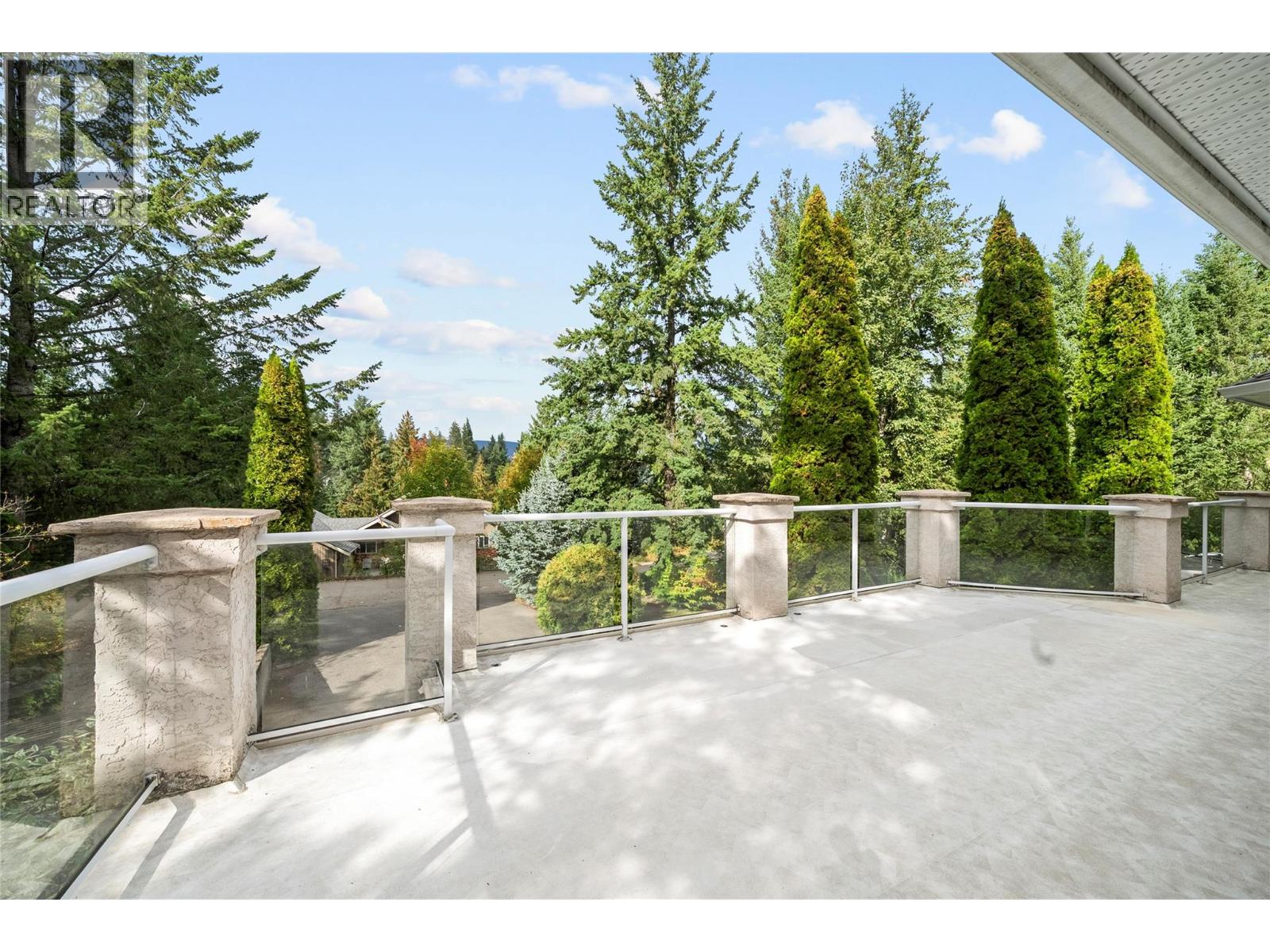  2660 Crestview Place, Blind Bay