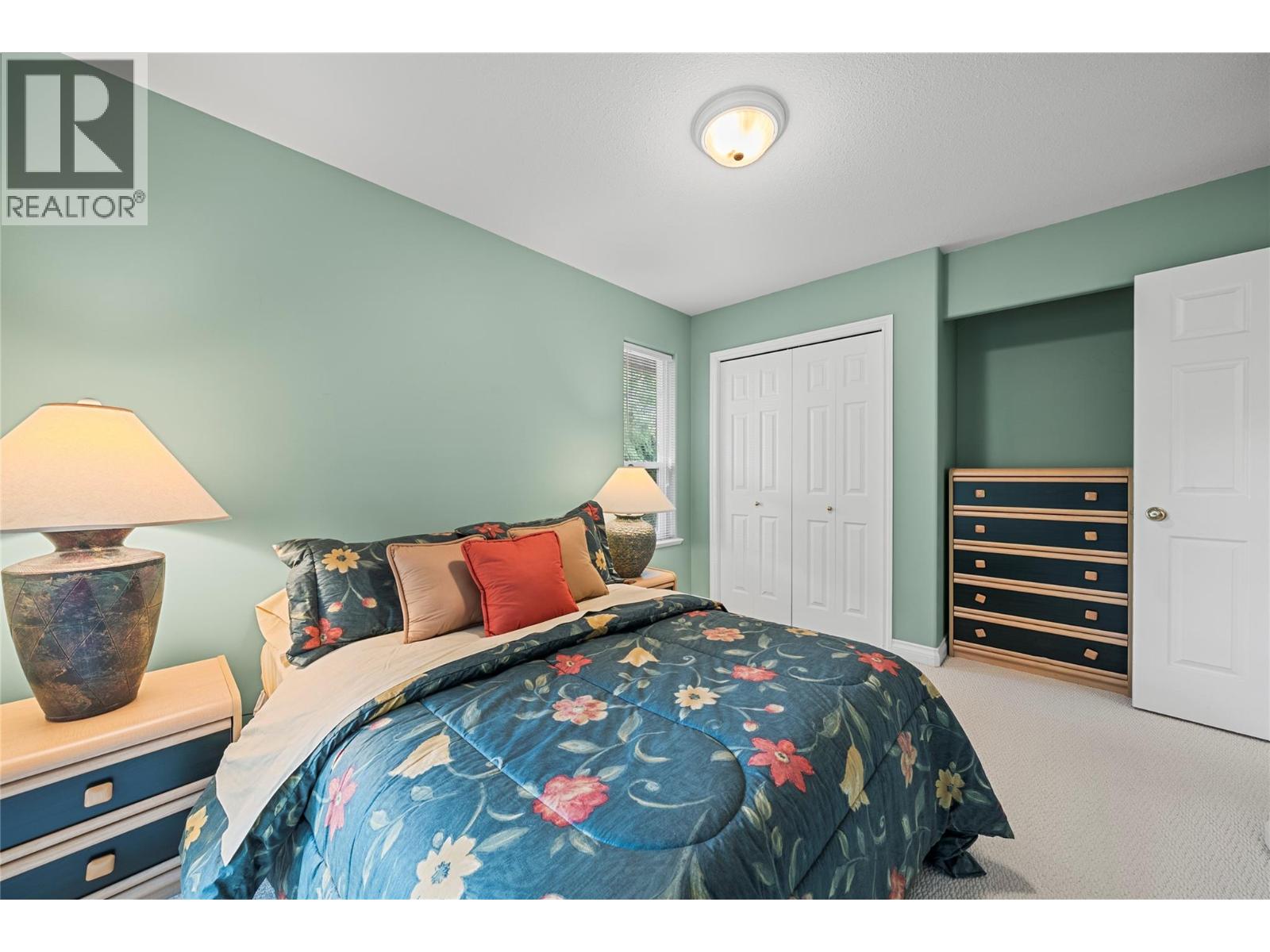  2660 Crestview Place, Blind Bay